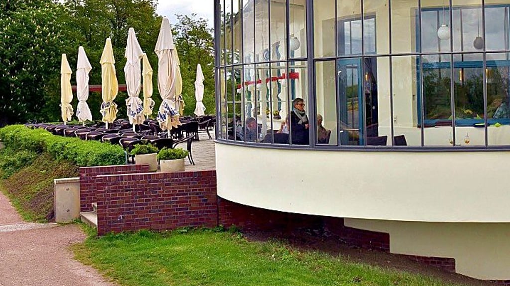 Das Kornhaus an der Elbe ist besonders im Sommer beliebt.
