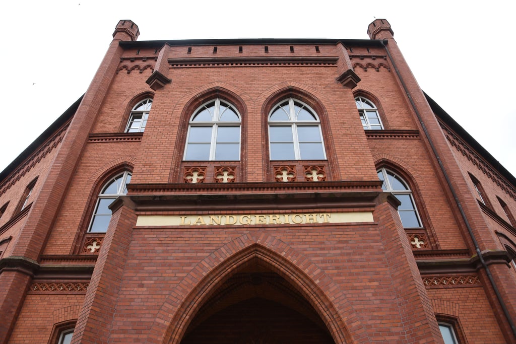 Im Landgericht Stendal wird im Prozess um versuchten Mord verhandelt.