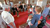Gesungen wird in der Kirche im Rund, damit sich die Friedrichsauer Sangesfreunde in die Augen schauen können. 