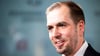 Philipp Lahm hinterfragt die Nachwuchsförderung im deutschen Fußball.