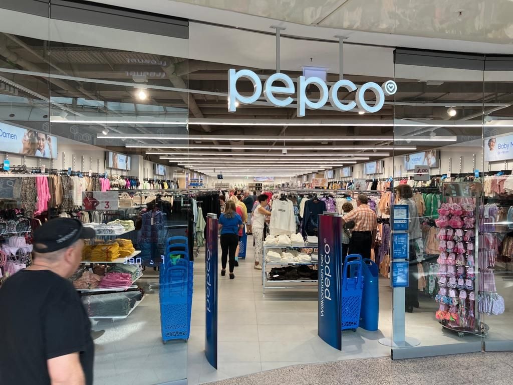 Im Rathauscenter Dessau ist die Pepco-Filiale noch geöffnet. Das Bild zeigt sie am Eröffnungstag.