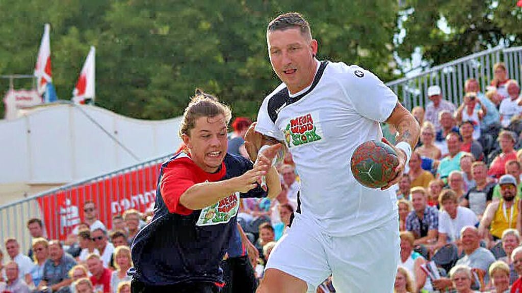 Das Megawoodstock-Festival – hier Stefan Kretzschmar (rechts) bei seiner Teilnahme im Jahr 2016 – entfällt dieses Jahr.
