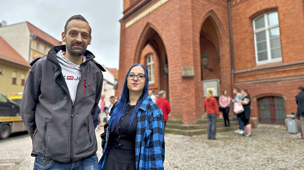 Stefan Engelbrecht ist aus Berlin angreist, um Liane Muzalak und der Familie in ihrer schwersten Zeit zur Seite zu stehen.