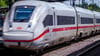 Technisches Problem: Rund 400 ICE-Passagiere müssen stundenlang in Tunnel ausharren. (Symbolbild)