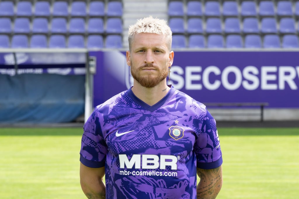 Marvin Stefaniak brachte Aue bereits in der dritten Minute in Führung.