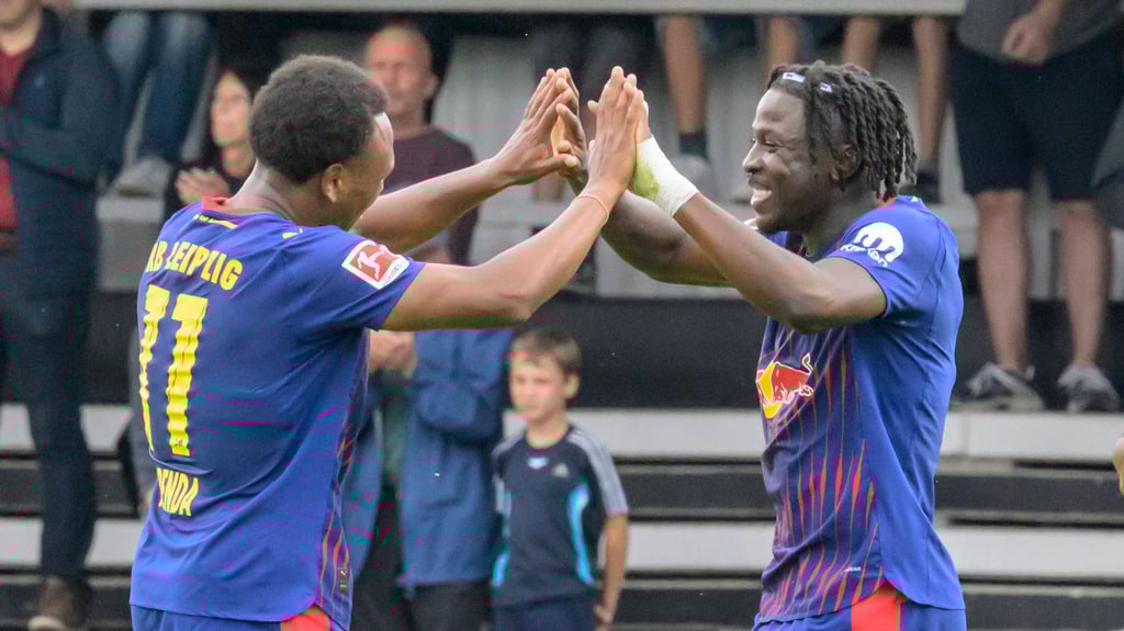 Torjubel am laufenden Band: Lois Openda (l.) und Neuzugang Johan Bakayoko.