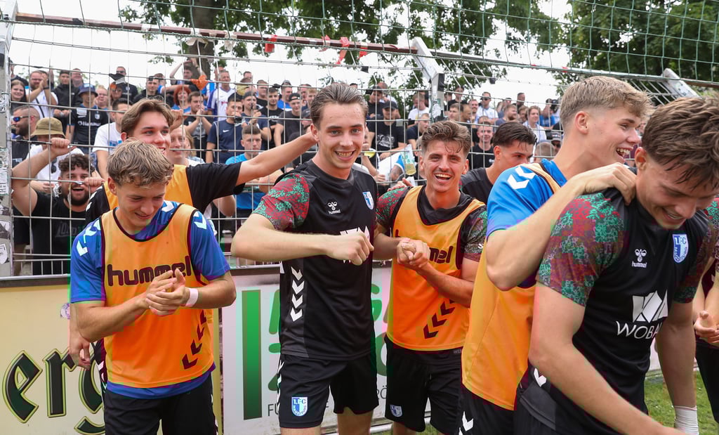 Vor den eigenen Anhängern konnte der 1. FC Magdeburg beide Tore feiern.