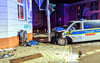 Bei diesem Polizeiunfall in Halle wurden Mitte Oktober 2024 sechs Menschen verletzt. 