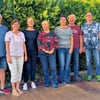 Detlef Skerat, Jutta Damm, Miriam Hoppe, Martina Lehmann, Antje Geißler, Heiko Geißler, Thomas Lück sowie Lukas Böning und einige andere haben sich für die Organisation des Sommerkinos in Biederitz zusammengefunden.