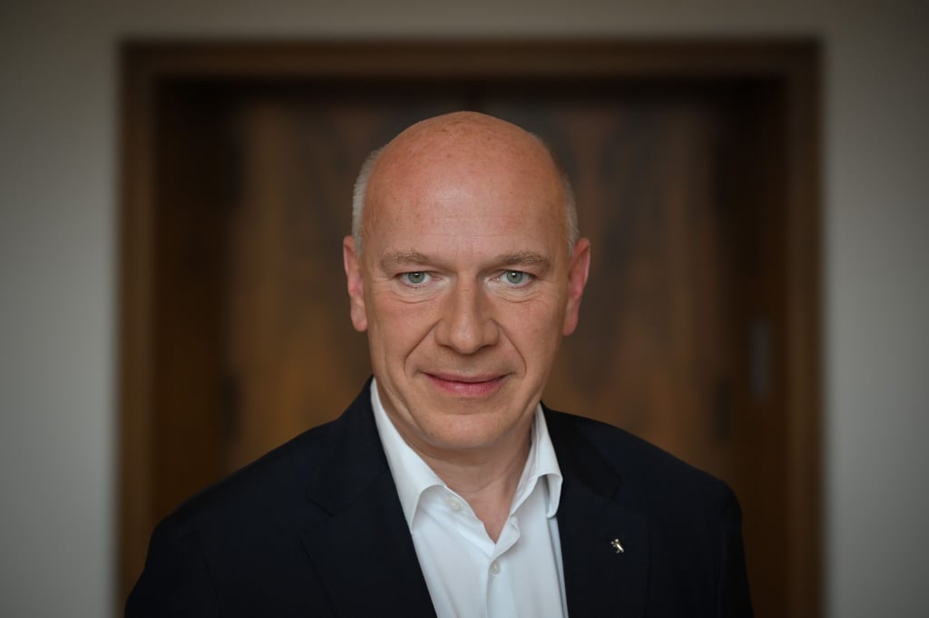 Berlins Regierender Bürgermeister Kai Wegner hat das Smartphone im Urlaub nicht ständig griffbereit.
