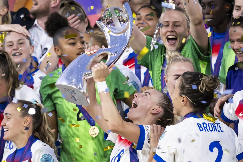 Nach einem Krimi im EM-Finale sind Englands Fußballerinnen erneut Europameister.