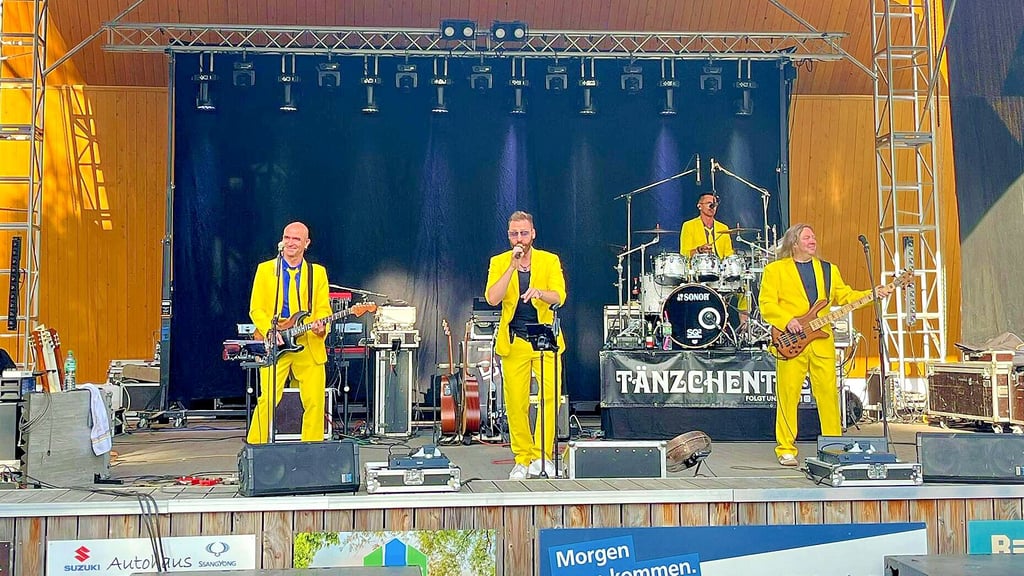 Tänzchentee ist am Samstag auf der Freilichtbühne in Güsen aufgetreten.