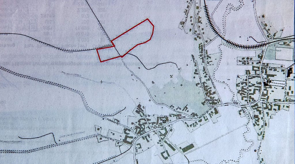 Auf der Denkmalliste von Sachsen-Anhalt ist oberhalb von Punkewitz das Areal rot markiert, auf dem archäologische Funde vermutet werden.