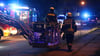 Rauch und mehrere Brandstellen entdeckten Einsatzkräfte der Freiwilligen Feuerwehr Stendal in der Nacht von Montag, 28. Juli auf Dienstag, 29. Juli 2025 in einem Mehrfamilienhaus in der Max-Planck-Straße in Stendal-Stadtsee.