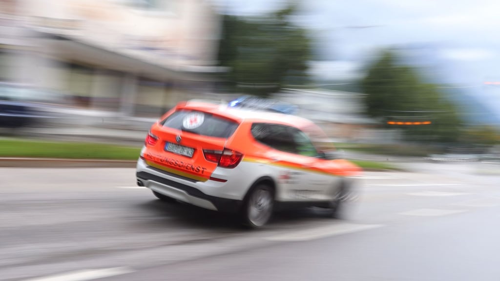 In Stendal ist eine Fußgängerin bei einem Unfall tödlich verletzt worden.