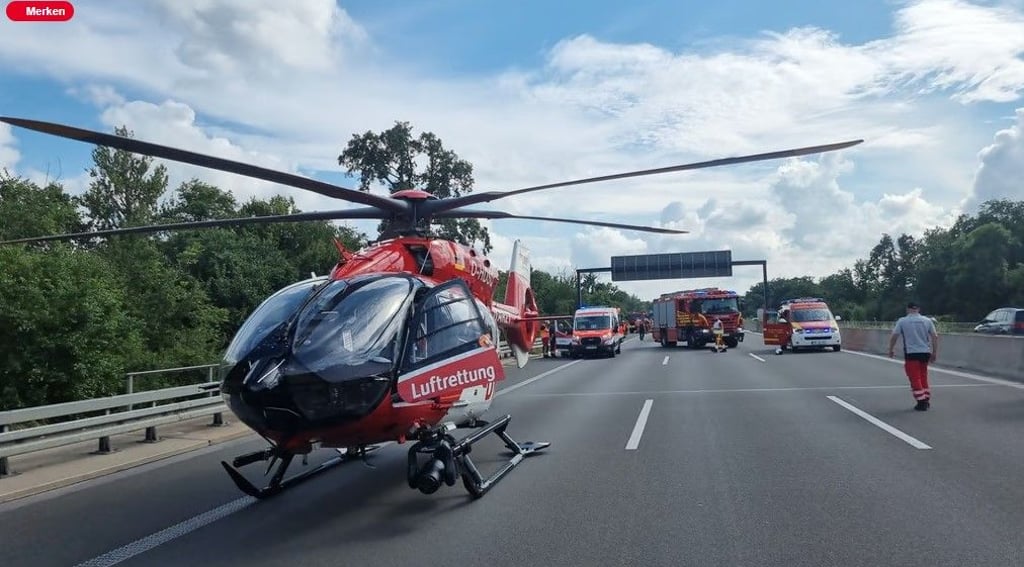 Der Rettungshubschrauber kam am Freitagnachmittag auf der A9 bei Dessau zum Einsatz.