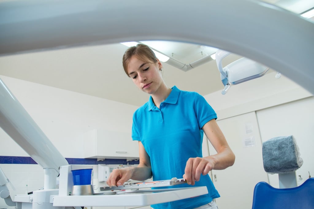 Wer zum Start der Ausbildung nicht automatisch einen Versicherungsnummernachweis erhält, kann diesen auch über die Online-Services der Deutschen Rentenversicherung oder bei der Krankenkasse anfordern.