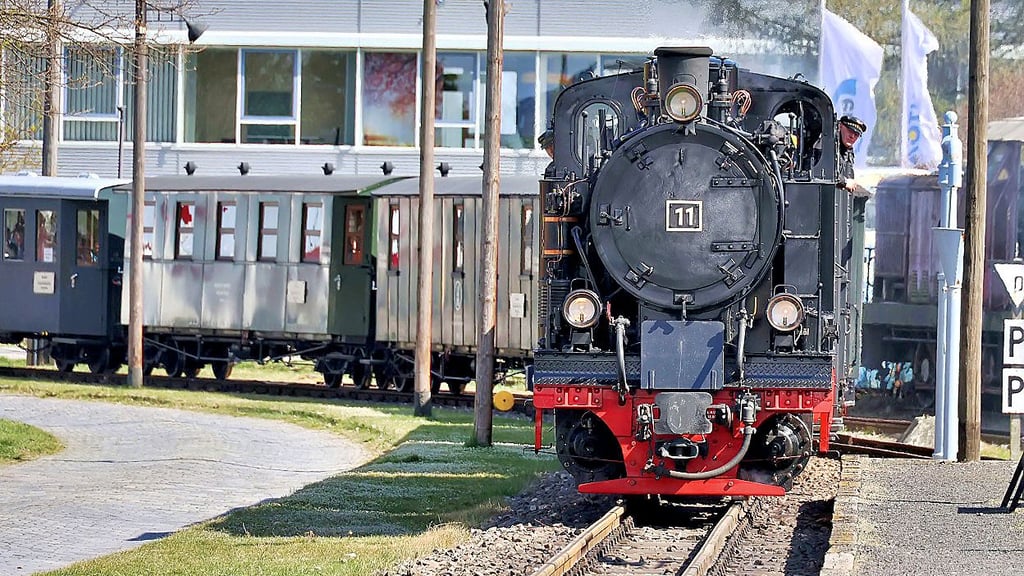 Die Mansfelder Bergwerksbahn soll weiterhin sicher über die Gleise rollen.