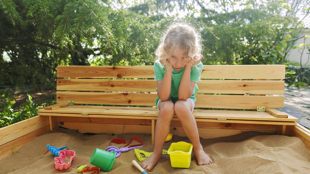 Müssen Kinder im Burgenlandkreis künftig häufiger alleine spielen, weil es zu wenig Gleichaltrige gibt? Diese Befürchtung schürt die Bevölkerungsprognose des Statistischen Landesamtes, die der Landrat und einige Bürgermeister jedoch anzweifeln.