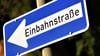 Wegen einer Bauverzögerung  wird die Hauptstraße in Gossa zur Einbahnstraße.