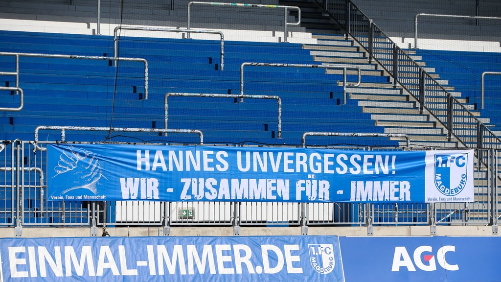 In Erinnerung an FCM-Fan Hannes bleiben die Tribünen der Avnet Arena am Donnerstag leer.
