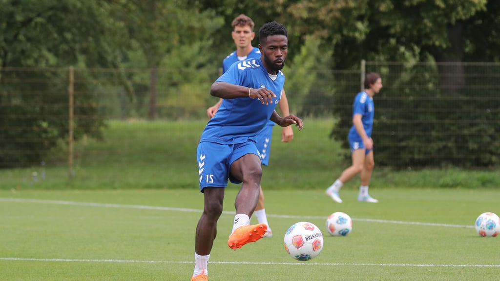 Innenverteidiger Daniel Heber steht wieder auf dem Trainingsplatz.
