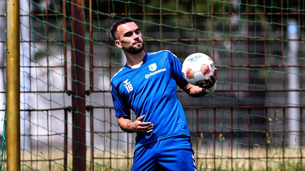 Emir Kuhinja ist beim 1. FC Magdeburg wieder eine Option für den Sturm. Er soll in der Regionalliga Nordost Spielpraxis sammeln.