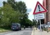 Täglich müssen viele Radfahrer und auch Autofahrer durch die Otto-Nagel-Straße in Magdeburg. Seit der Umleitungsstrecke wegen einer MVB-Baustelle, ist die in schlechtem Zustand.