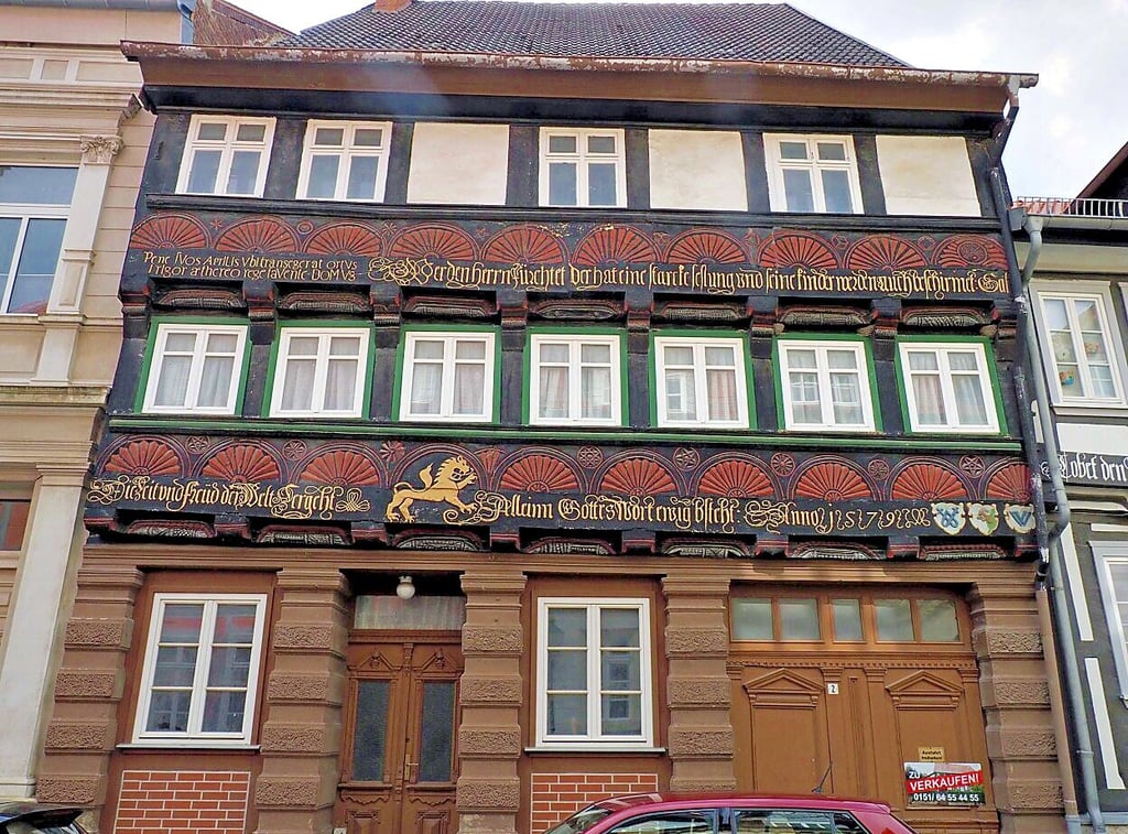 Die Schützenstraße 2 steht zum Verkauf.