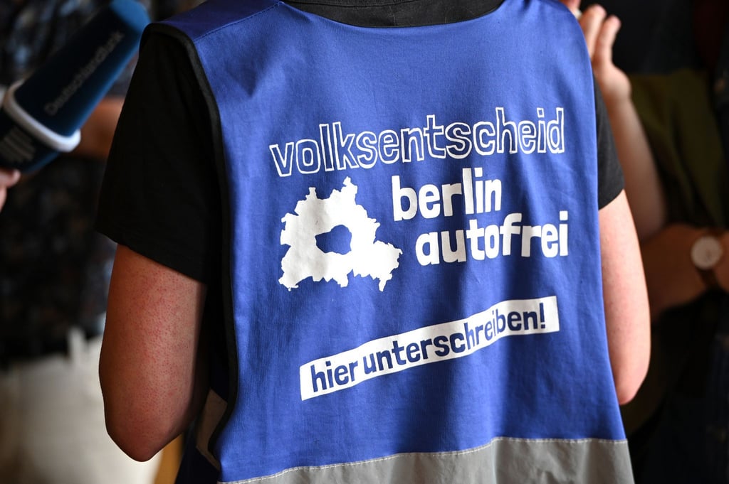 Die Initiative „Volksentscheid Berlin autofrei“ stellt sich darauf ein, bald wieder Unterschriften zu sammeln. (Archivfoto)