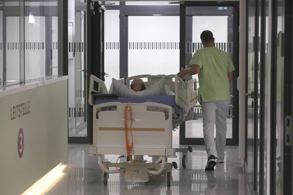 In Sachsen-Anhalt ist ein Streit über die Krankenhausreform ausgebrochen.