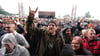 Auf dem Wacken Open Air sind Regenjacken angesagt.