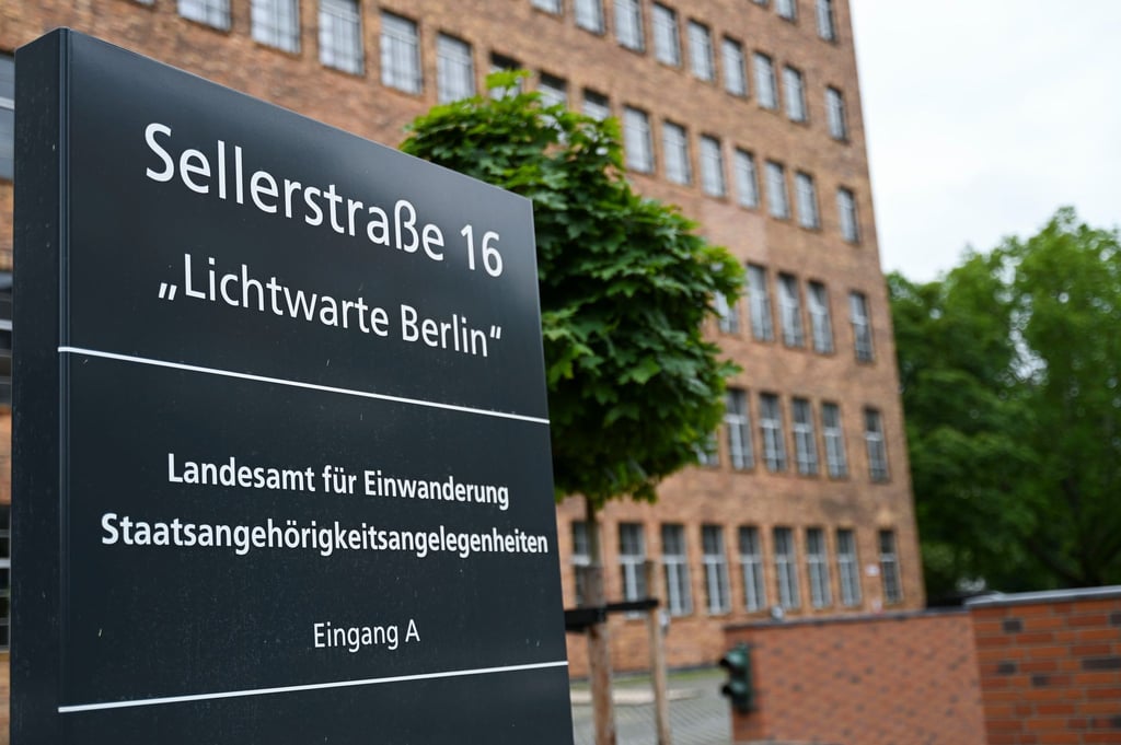 Das Landesamt für Einwanderung hat schon im September Strafanzeige gegen eine Mitarbeiterin gestellt. (Archivfoto)