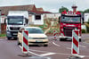 In Wahlitz muss man als Autofahrer aufgrund einer halbseitigen Sperrung der Ortsduchfahrt der  B 184 derzeit mit längeren Wartezeiten rechnen. Schäden in der Fahrbahn werden repariert.