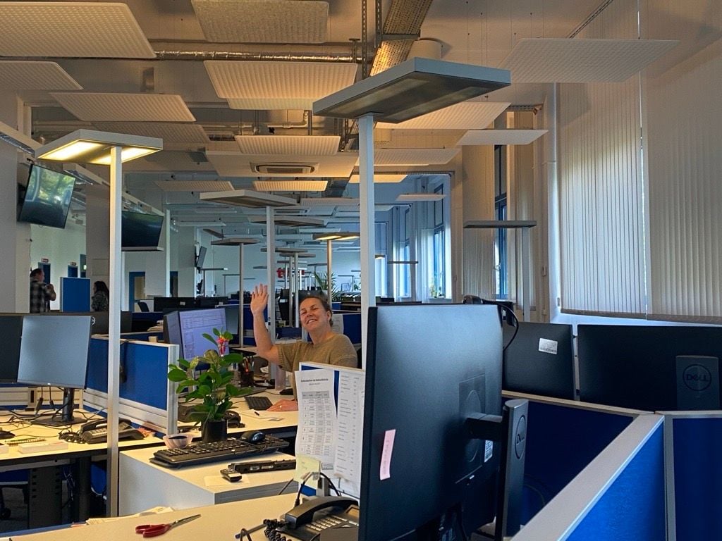 Etwas geschummelt: So leer war es im Newsroom dann doch nicht. Es waren nur gerade alle beim Mittag.