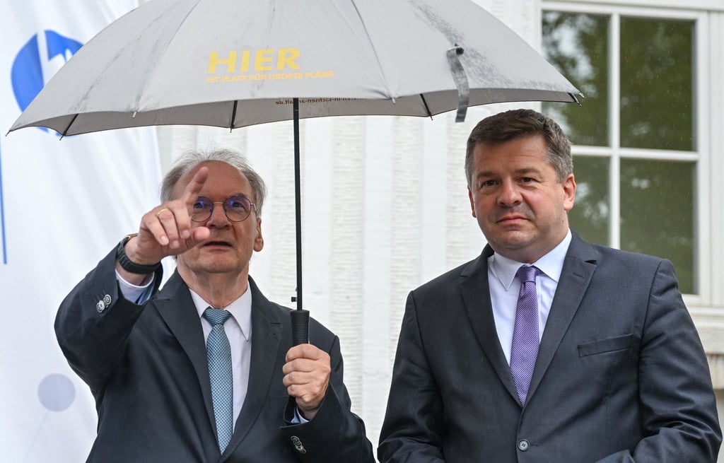 Noch ist nicht bekannt, ob Reiner Haseloff für die CDU 2026 wieder als Ministerpräsidenten-Kandidat antritt oder Wirtschaftsminister Sven Schulze das macht. (Archivbild)