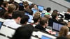 In der Studienplatzbörse der Hochschulrektorenkonferenz finden Interessierte seit dem 1. August noch verfügbare Studiengängen mit und ohne Zulassungsbeschränkung.