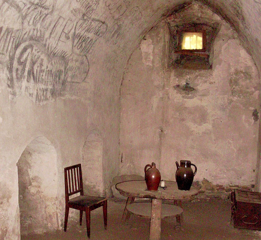 Dunkel und feucht: Der Karzer im heutigen Stadtmuseum Zerbst war auch ein Ort, um sich zu verweigern.