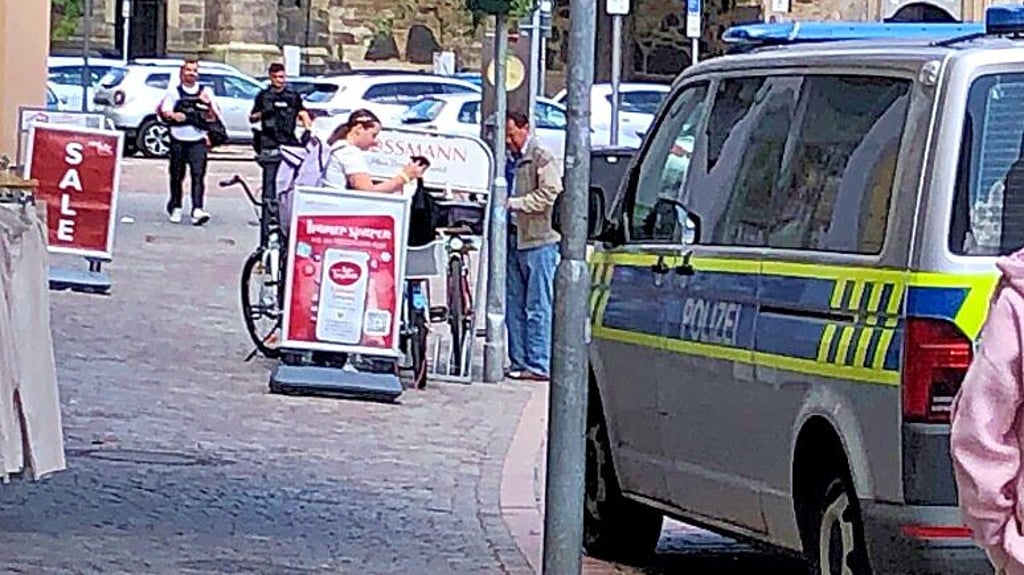 Die Polizei war am 23. Juli mit mehreren Fahrzeugen in der Innenstadt im Einsatz.