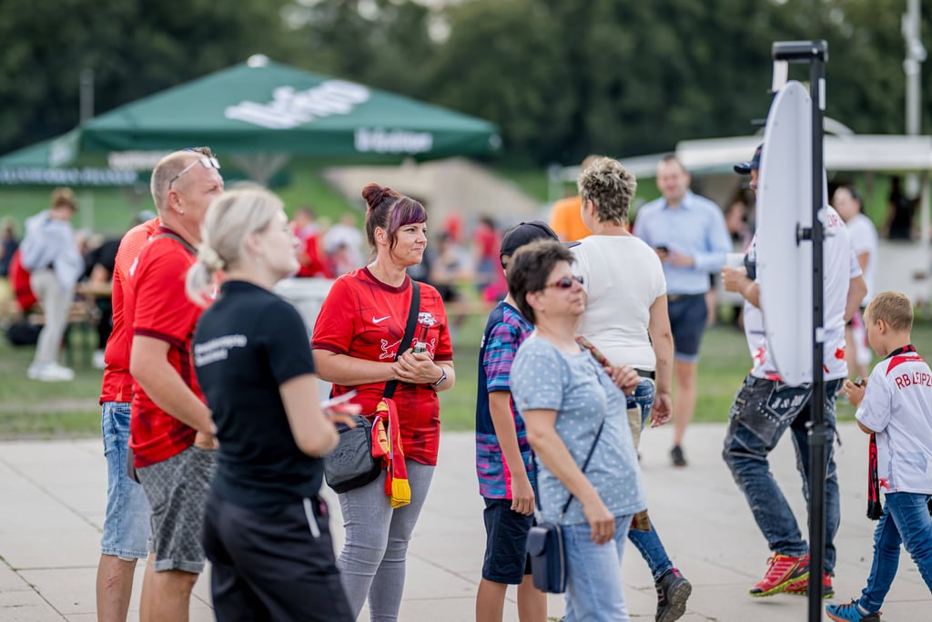 Fans von RB Leipzig bei der Saisoneröffnung (Archiv).