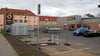 Am Netto (mit dem Hund) in Kleinwittenberg wird gebaut: Neue E-Ladesäulen entstehen – doch nicht alles wird verraten.