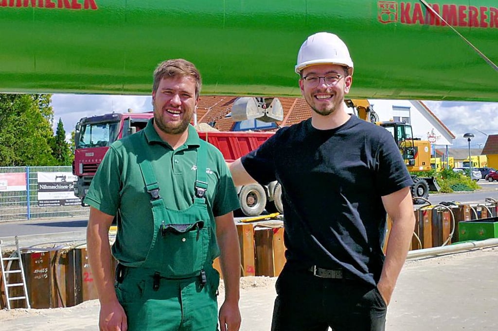Bauherr Robert Sauer (l.) und Planer Kevin Tornau