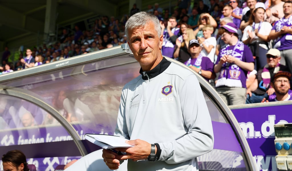 Ex-FCM-Trainer Jens Härtel startet mit Erzgebirge Aue am Sonntag gegen Hansa Rostock in die neue Saison.