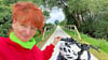 Zwischen Regen und Sonnenstrahlen: Reporterin Anett Roisch erkundet  mit ihrem E-Bike die neue Ferkeltaxen-Piste.