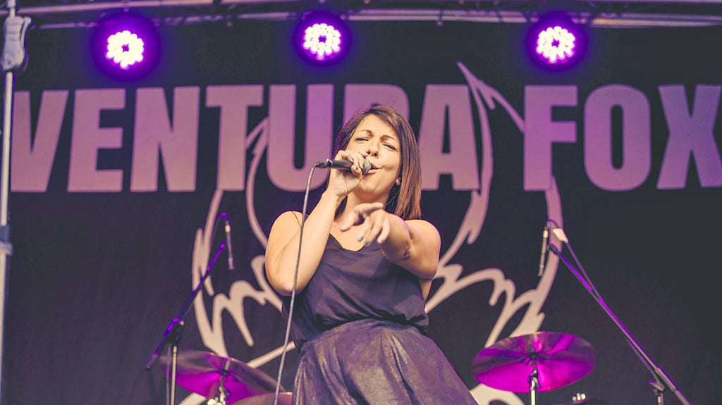 Antje Reich, Frontfrau der Band Ventura Fox, ist mit ihrer kraftvollen Stimme in jedem Genre zuhause. Gäste der Lübser Jubiläumsparty können sich auf einen besonderen Partyabend freuen.