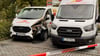 Das Feuer wurde im linken Vordeteil des Transporters gelegt.
