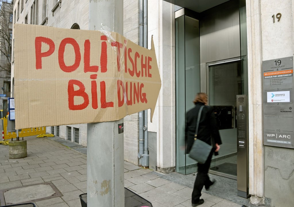 Das Budget der Landeszentrale für politische Bildung soll mehr als verdoppelt werden. (Archivbild)