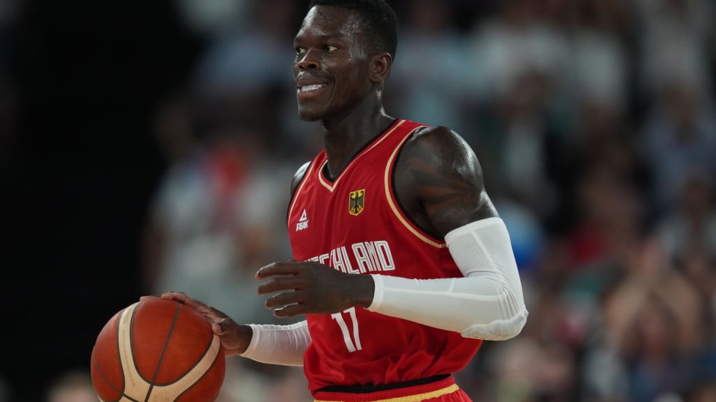 Dennis Schröder hat sich für gleiche Prämien für Männer und Frauen eingesetzt.