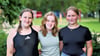 Vorbilder aus der Familie haben die Freundinnen  Martha Nikolai (von links), Lena-Emilia Komrowski und Anna Kagelmann zur Jugendfeuerwehr Borstel und ins Zeltlager der Jugendfeuerwehren der Stadt Stendal gebracht. 