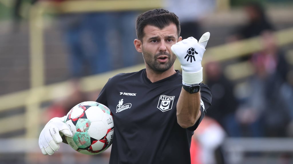 Niko Sternberg trainierte in der Vergangenheit bereits die Frauen von RB Leipzig.
